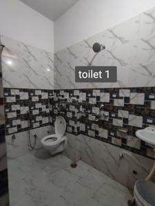 Bathroom Image of 2450 Sq.ft 3 BHK Builder Floor for rent in Gandharva Imperial Crest, Bhediyagarh Gorakhpur for Rs. 16000