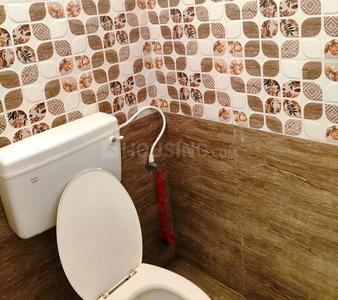 Bathroom Image of 501 Sq.ft 1 BHK Apartment / Flat for rent in Kundrathur Chennai for Rs. 10500