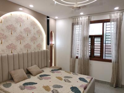 Bedroom Image of 1500 Sq.ft 4 BHK Builder Floor for sale in Suraj Vihar New Delhi for Rs. 14500000