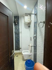 Bathroom Image of 650 Sq.ft 1.5 BHK Independent House for rent in Tri Nagar New Delhi for Rs. 20000