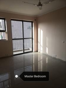 Hall Image of 1250 Sq.ft 3 BHK Apartment / Flat for rent in Unitech Uniworld Gardens 2, Sector 47 Gurgaon for Rs. 43500