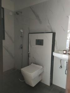 Common Bathroom Image of 950 Sq.ft 2 BHK Apartment / Flat for sale in Nicco Residency, Andheri East Mumbai for Rs. 22600000