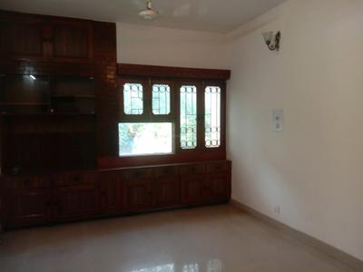 Living Room Image of 1800 Sq.ft 3 BHK Apartment / Flat for rent in DDA Flats Vasant Kunj, Vasant Kunj New Delhi for Rs. 68000