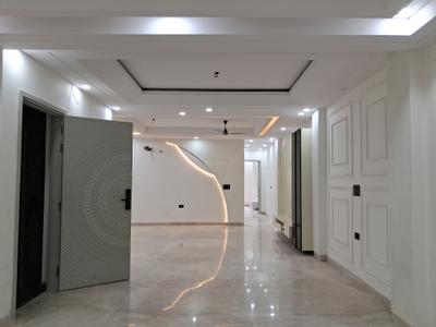 Dining Area Image of 2700 Sq.ft 4 BHK Builder Floor for sale in Mansarover Garden New Delhi for Rs. 45000000