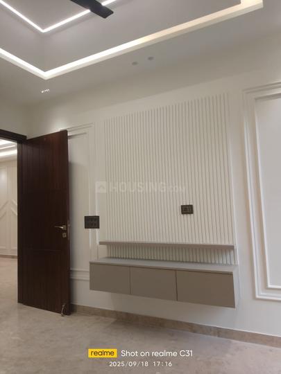 Sundar Vihar Bedroom 1