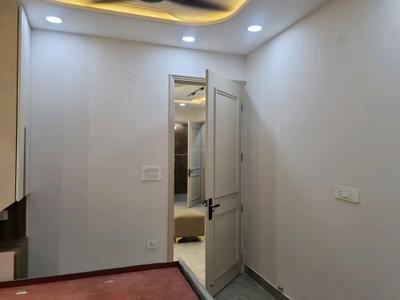 Bedroom Image of 810 Sq.ft 3 BHK Apartment / Flat for sale in Nawada New Delhi for Rs. 4900000