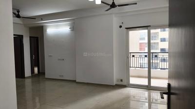Living Room Image of 1495 Sq.ft 3 BHK Apartment / Flat for rent in Gulshan Ikebana, Sector 143 Noida for Rs. 34000