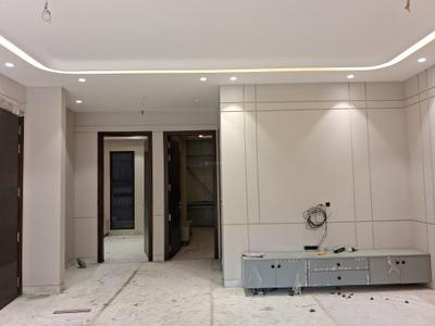 Living Room Image of 1650 Sq.ft 3 BHK Builder Floor for sale in Paschim Vihar New Delhi for Rs. 32500000