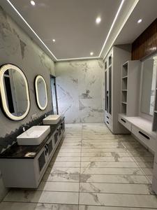 Image of 4500 Sq.ft 8 BHK Independent House for sale in Sector 15, Chandigarh for Rs. 135000000