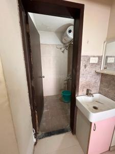 Image of 585 Sq.ft 1 BHK Apartment / Flat for rent in Sudhir Amrapali Complex, Kalyani Nagar, Pune for Rs. 25000