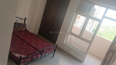Bedroom Image of 1295 Sq.ft 3 BHK Apartment / Flat for rent in Supertech Cape Town, Sector 74 Noida for Rs. 18000