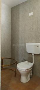 Bathroom Image of 750 Sq.ft 3 BHK Apartment / Flat for sale in Amolik Park View, Sector 84 Faridabad for Rs. 6500000