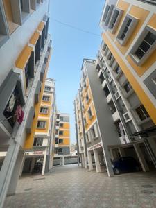 Image of 900 Sq.ft 2 BHK Apartment / Flat for rent in Chinar Park, Kolkata for Rs. 15000