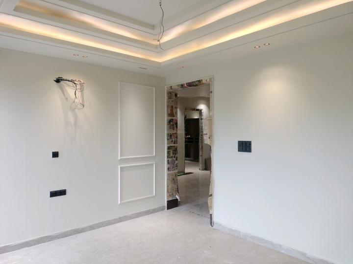 Sector 17 Main Image 1