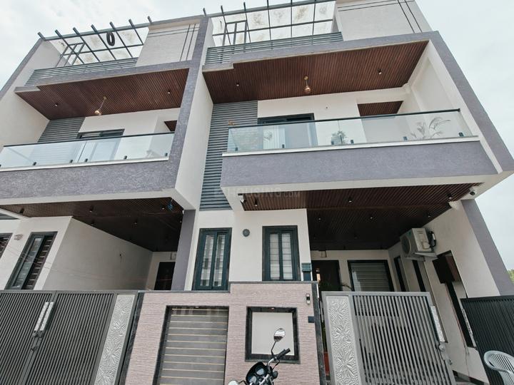 Gandhi Path West Main Image 1