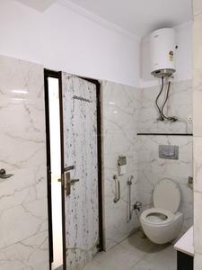 Common Bathroom One Image of 2200 Sq.ft 4 BHK Apartment / Flat for sale in Sector 6 Dwarka New Delhi for Rs. 29500000