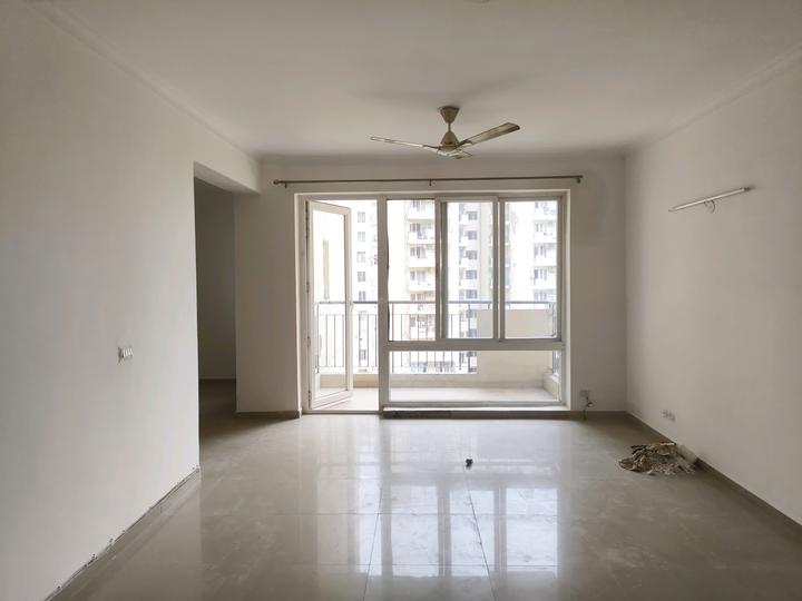 Corona Optus Main Image 1