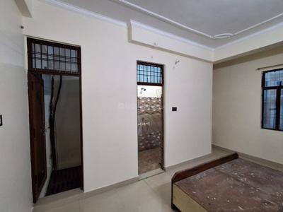 Bedroom Image of 1000 Sq.ft 2 BHK Builder Floor for rent in Allahpur Allahabad for Rs. 14000