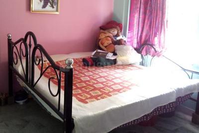 Bedroom Image of 700 Sq.ft 2 BHK Apartment / Flat for rent in Bansdroni Kolkata for Rs. 10000