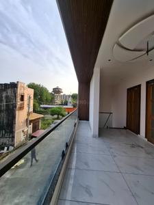Balcony Image of 1026 Sq.ft 4 BHK Duplex for sale in Ganga Nagar Meerut for Rs. 12500000