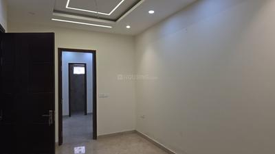 Living Room Image of 960 Sq.ft 3 BHK Builder Floor for sale in Paschim Vihar New Delhi for Rs. 13500000