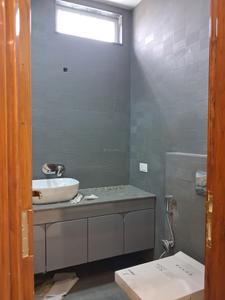 Bedroom Three Image of 1800 Sq.ft 3 BHK Builder Floor for sale in Paschim Vihar New Delhi for Rs. 40000000
