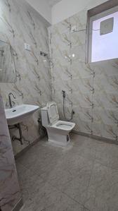 Bathroom Image of 1100 Sq.ft 2 BHK Apartment / Flat for rent in Ashiana Aangan, Milakpur Goojar Bhiwadi for Rs. 14000