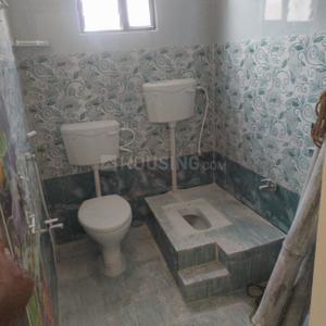 Bathroom Image of 700 Sq.ft 2 BHK Builder Floor for rent in Hesag Ranchi for Rs. 7500