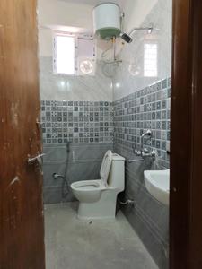 Common Bathroom Image of 654 Sq.ft 1 BHK Apartment / Flat for rent in Kondapur Hyderabad for Rs. 16000