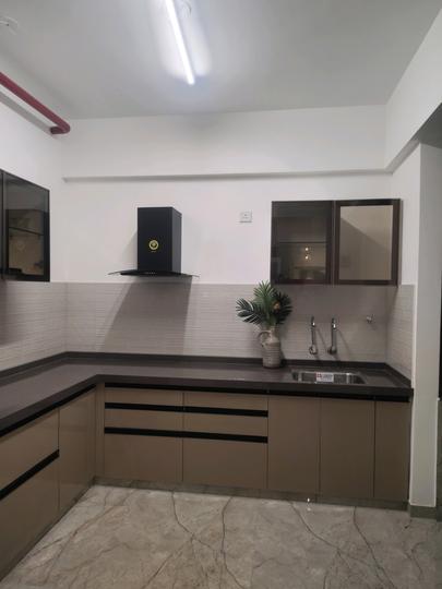 The Silver Altair Main Image 1