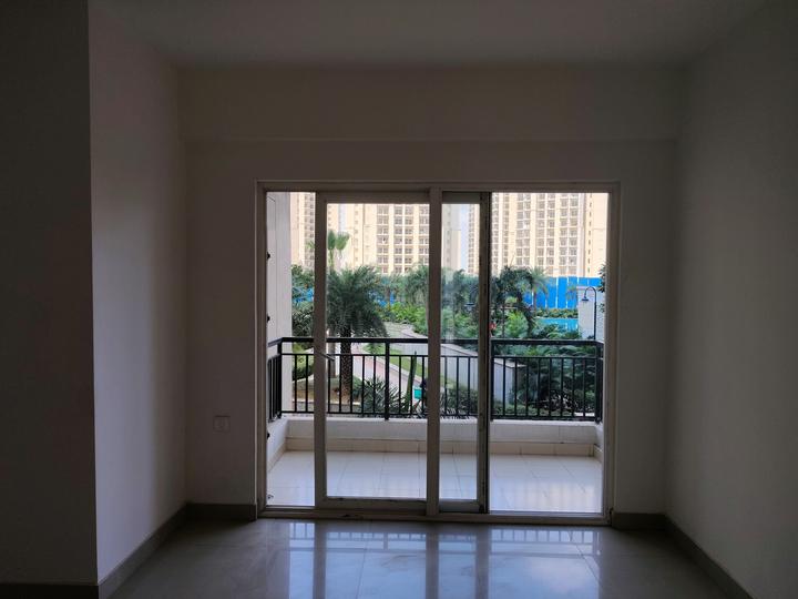 Oasis Grandstand Main Image 1