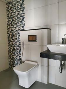 Common Bathroom Image of 580 Sq.ft 1 BHK Apartment / Flat for sale in Godrej Nirvaan, Bhiwandi Thane for Rs. 4100000