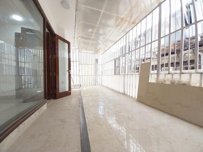 Balcony Image of 3609 Sq.ft 4 BHK Builder Floor for sale in Safdarjung Enclave New Delhi for Rs. 93500000
