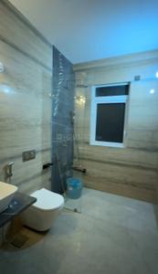 Bathroom Image of 932 Sq.ft 2 BHK Apartment / Flat for rent in Monte South, Byculla Mumbai for Rs. 150000