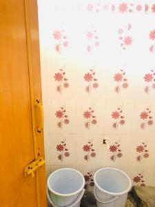 Bathroom Image of 1200 Sq.ft 1 RK Builder Floor for rent in Chamrajpura Mysore for Rs. 6000