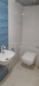 Bathroom Image of 1150 Sq.ft 2 BHK Independent House for rent in Unique Executive Heights, Rander Surat for Rs. 25000
