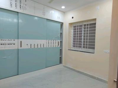 1 BHK Unfurnished Flat