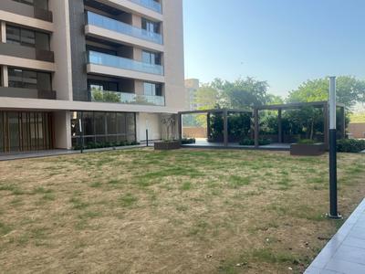 Image of 4000 Sq.ft 4 BHK Apartment / Flat for sale in Motera, Ahmedabad for Rs. 18900000