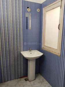 Bathroom Image of 680 Sq.ft 1 RK Builder Floor for rent in Sector 31 Gurgaon for Rs. 15000