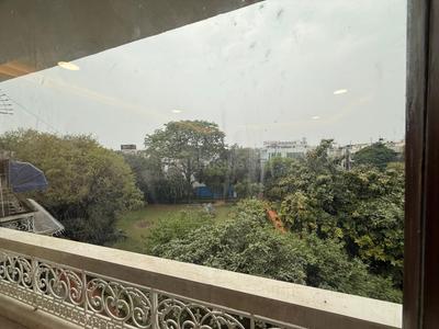 Balcony Image of 4500 Sq.ft 4 BHK Builder Floor for sale in Panchsheel Park New Delhi for Rs. 125000000