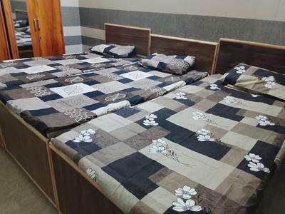 Bedroom Image of SOMO pg for girls  in Sector 125, Noida