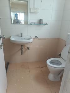 Bathroom Image of 2500 Sq.ft 4 BHK Independent House for rent in Natu Shree Krishna Nagar, Bavdhan Pune for Rs. 60000