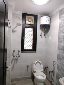 Common Bathroom Image of 1700 Sq.ft 3 BHK Apartment / Flat for rent in The Nav Nirman by Odeon Builders, Sector 2 Dwarka New Delhi for Rs. 44000
