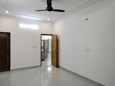 Bedroom Image of 2000 Sq.ft 4 BHK Builder Floor for rent in DDA Karuna Kunj, Sector 3 Dwarka New Delhi for Rs. 55000