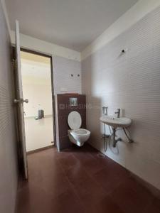 Bathroom Image of 1250 Sq.ft 3 BHK Apartment / Flat for sale in Ocean Park, Nipania Indore for Rs. 6200000