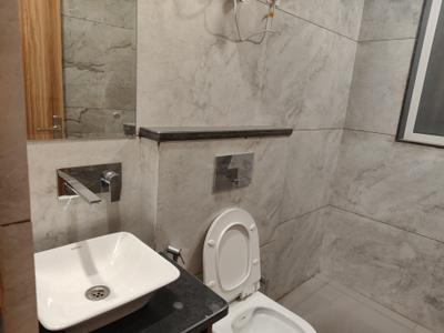 Bathroom Image of 1500 Sq.ft 1 RK Builder Floor for rent in Sector 38 Gurgaon for Rs. 24000