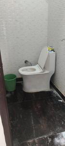 Bathroom Image of 550 Sq.ft 2 BHK Builder Floor for sale in Shastri Nagar New Delhi for Rs. 4500001