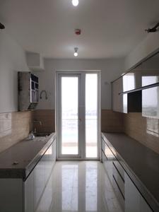 Kitchen Image of 1940 Sq.ft 3 BHK Apartment / Flat for rent in Omaxe Royal Residency, Sector 79 Faridabad for Rs. 45000