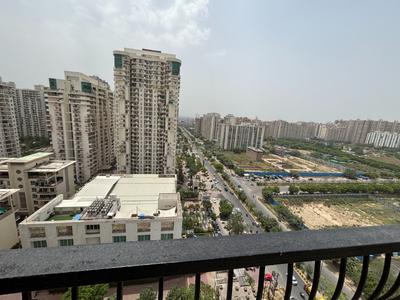 Balcony Image of 1600 Sq.ft 3.5 BHK Apartment / Flat for sale in Nimbus The Hyde Park, Sector 78 Noida for Rs. 23000000