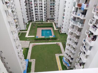Balcony Image of 1700 Sq.ft 3 BHK Apartment / Flat for rent in Urban Woods, Sushant Golf City Lucknow for Rs. 30000